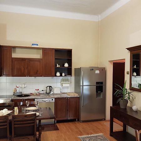 Classic Style Apartment ベオグラード エクステリア 写真