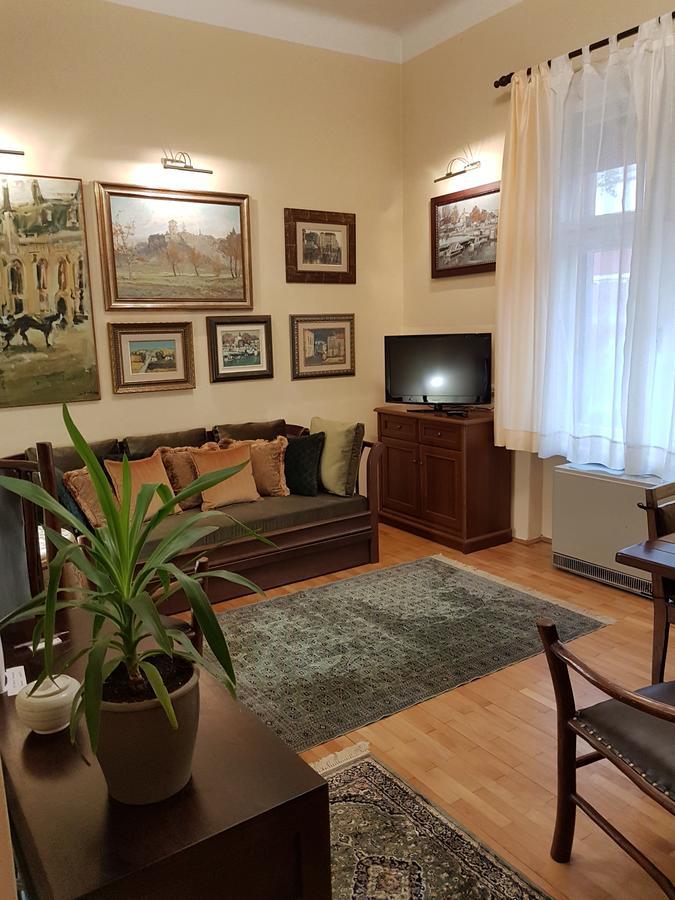 Classic Style Apartment ベオグラード エクステリア 写真