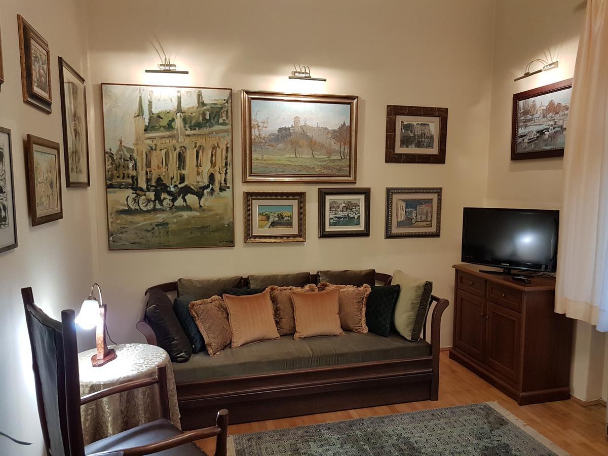 Classic Style Apartment ベオグラード エクステリア 写真